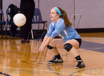 Thumbnail 1 in Yorktown vs Washington-Lee (Jr. Volleyball Brawl II) photogallery.