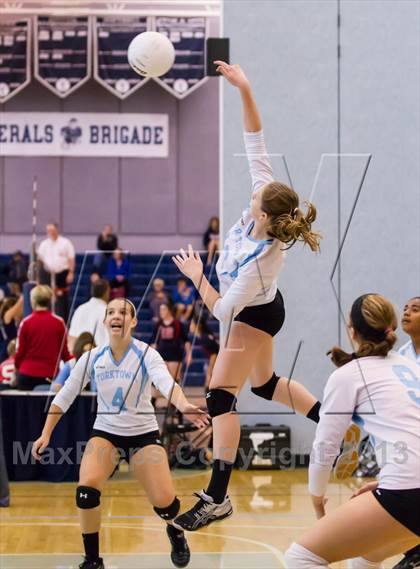 Thumbnail 1 in Yorktown vs Washington-Lee (Jr. Volleyball Brawl II) photogallery.