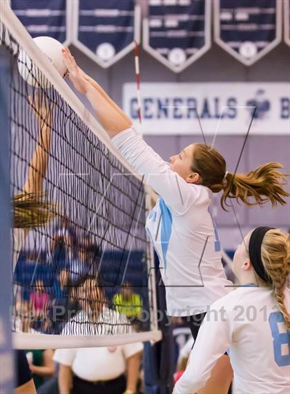 Thumbnail 3 in Yorktown vs Washington-Lee (Jr. Volleyball Brawl II) photogallery.