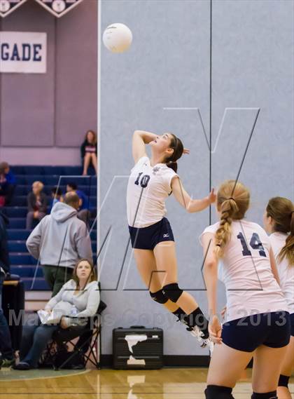 Thumbnail 2 in Yorktown vs Washington-Lee (Jr. Volleyball Brawl II) photogallery.
