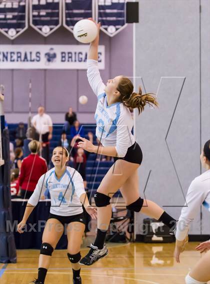 Thumbnail 1 in Yorktown vs Washington-Lee (Jr. Volleyball Brawl II) photogallery.
