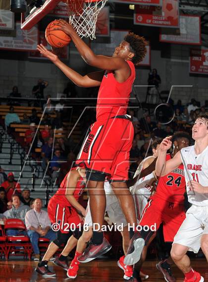 Thumbnail 3 in Orange Lutheran vs. Westchester (Nike Extravaganza) photogallery.