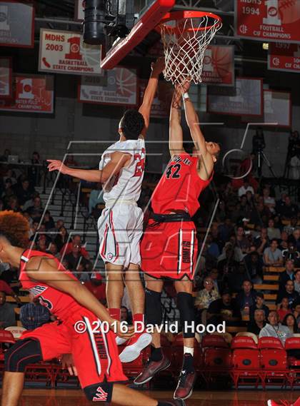 Thumbnail 2 in Orange Lutheran vs. Westchester (Nike Extravaganza) photogallery.