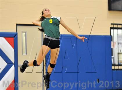 Thumbnail 1 in Lansdale Catholic vs Masterman (AA District 12 Championship) photogallery.