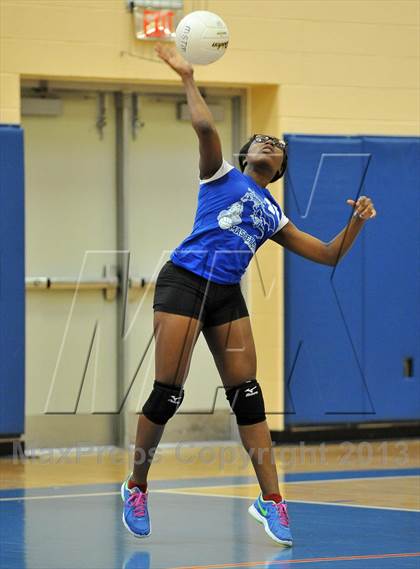 Thumbnail 2 in Lansdale Catholic vs Masterman (AA District 12 Championship) photogallery.