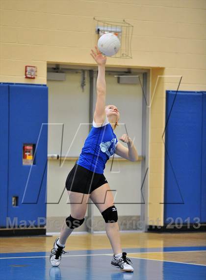Thumbnail 3 in Lansdale Catholic vs Masterman (AA District 12 Championship) photogallery.