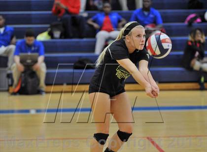 Thumbnail 3 in Lansdale Catholic vs Masterman (AA District 12 Championship) photogallery.
