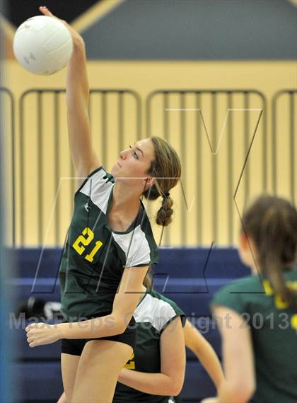 Thumbnail 2 in Lansdale Catholic vs Masterman (AA District 12 Championship) photogallery.