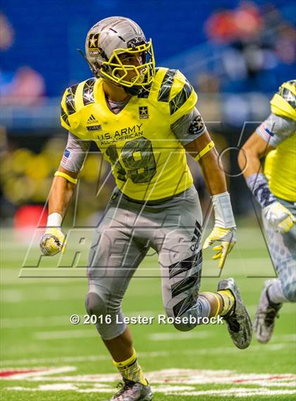 Thumbnail 3 in 2016 U.S. Army All-American Bowl  photogallery.
