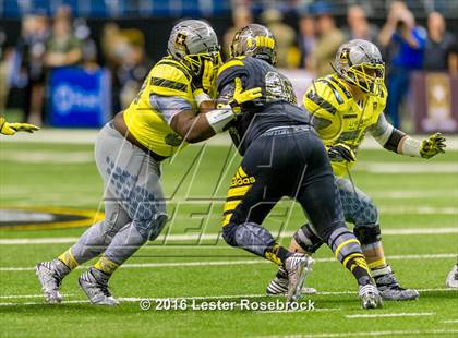 Thumbnail 1 in 2016 U.S. Army All-American Bowl  photogallery.