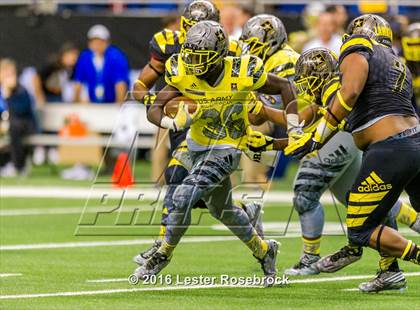 Thumbnail 3 in 2016 U.S. Army All-American Bowl  photogallery.