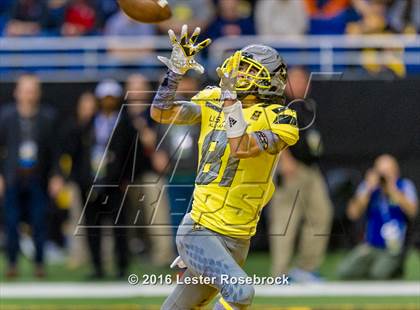 Thumbnail 2 in 2016 U.S. Army All-American Bowl  photogallery.