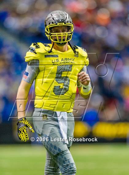 Thumbnail 1 in 2016 U.S. Army All-American Bowl  photogallery.