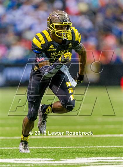 Thumbnail 3 in 2016 U.S. Army All-American Bowl  photogallery.