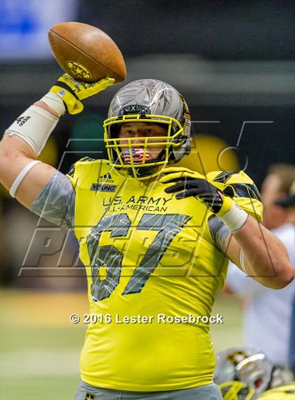Thumbnail 3 in 2016 U.S. Army All-American Bowl  photogallery.