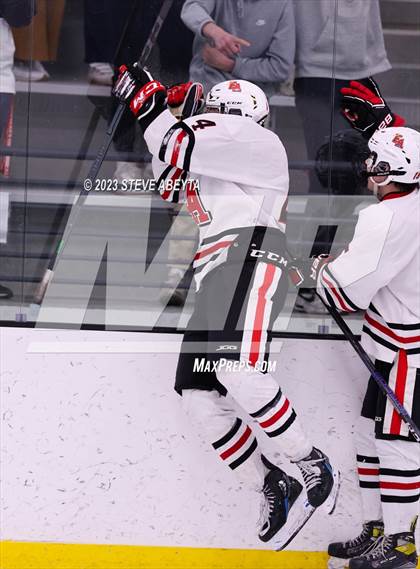 Thumbnail 3 in Denver East vs. Chaparral (CHSAA 5A State Quarterfinals) photogallery.