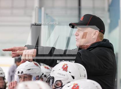 Thumbnail 1 in Denver East vs. Chaparral (CHSAA 5A State Quarterfinals) photogallery.
