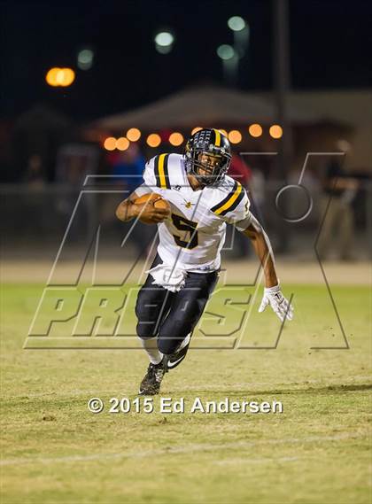 Thumbnail 2 in Rio Linda @ Pioneer photogallery.