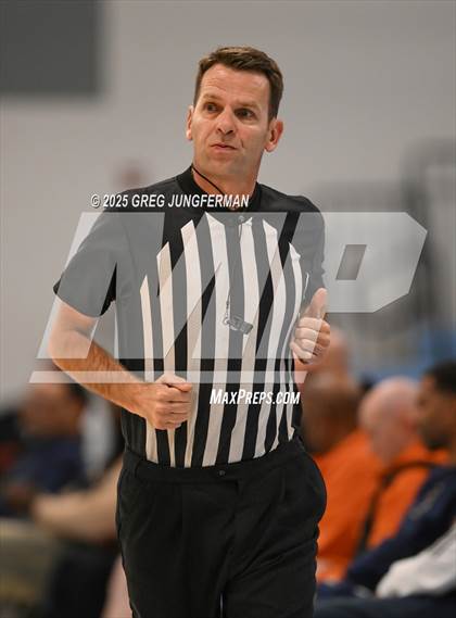 Thumbnail 1 in Vanden vs. Clovis North photogallery.