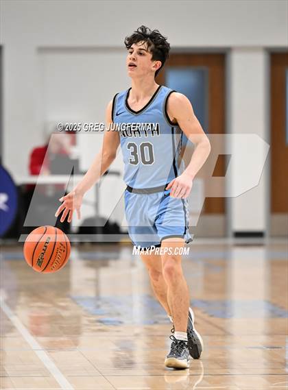 Thumbnail 3 in Vanden vs. Clovis North photogallery.