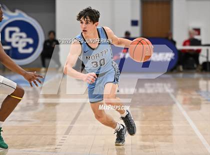 Thumbnail 2 in Vanden vs. Clovis North photogallery.