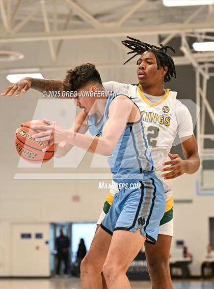 Thumbnail 3 in Vanden vs. Clovis North photogallery.