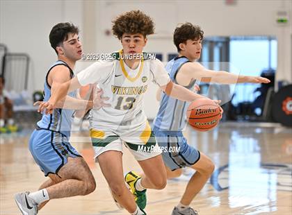 Thumbnail 3 in Vanden vs. Clovis North photogallery.