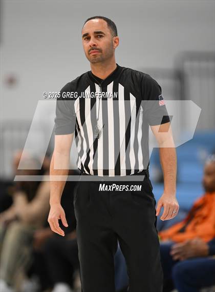 Thumbnail 3 in Vanden vs. Clovis North photogallery.