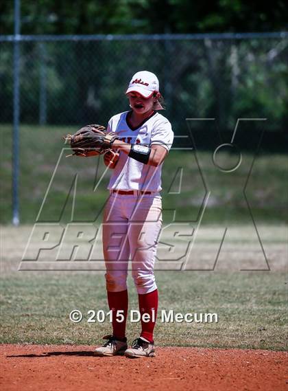 Thumbnail 3 in Bloomingdale vs. Chamberlain photogallery.
