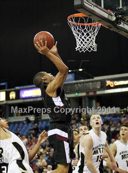 Thumbnail 3 in Archbishop Mitty vs. Woodcreek (CIF NorCal D2 Regional Final) photogallery.