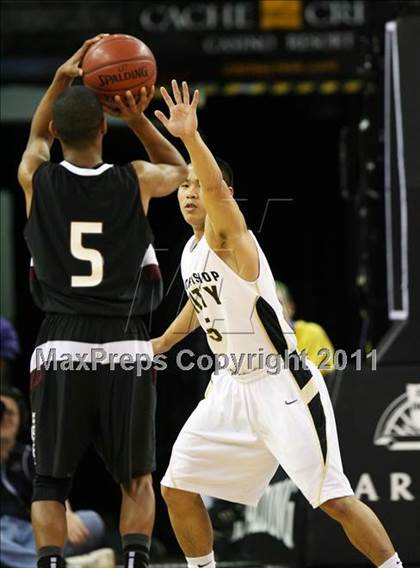 Thumbnail 3 in Archbishop Mitty vs. Woodcreek (CIF NorCal D2 Regional Final) photogallery.