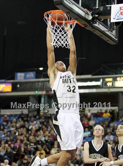 Thumbnail 1 in Archbishop Mitty vs. Woodcreek (CIF NorCal D2 Regional Final) photogallery.