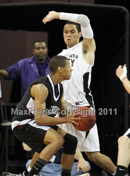 Thumbnail 1 in Archbishop Mitty vs. Woodcreek (CIF NorCal D2 Regional Final) photogallery.