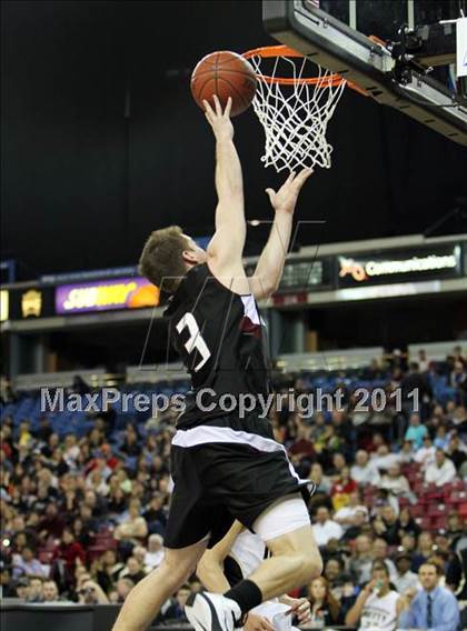 Thumbnail 3 in Archbishop Mitty vs. Woodcreek (CIF NorCal D2 Regional Final) photogallery.