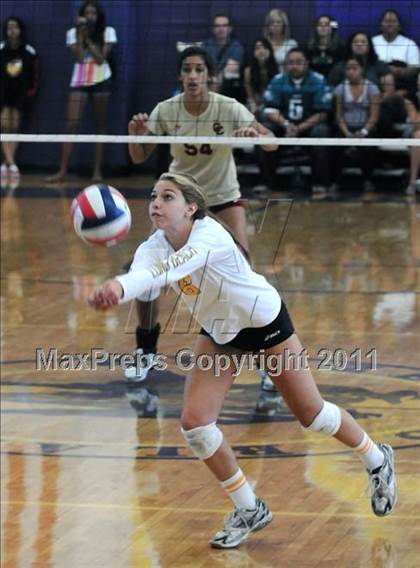 Thumbnail 1 in Long Beach Poly vs Central Catholic (2010 Durango Fall Classic) photogallery.