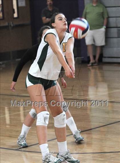 Thumbnail 3 in Long Beach Poly vs Central Catholic (2010 Durango Fall Classic) photogallery.