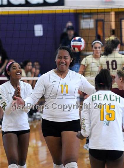 Thumbnail 1 in Long Beach Poly vs Central Catholic (2010 Durango Fall Classic) photogallery.