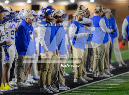 Thumbnail 3 in Worthing vs. Chapel Hill (UIL Football 4A D1 Region 3 Area Playoff) photogallery.