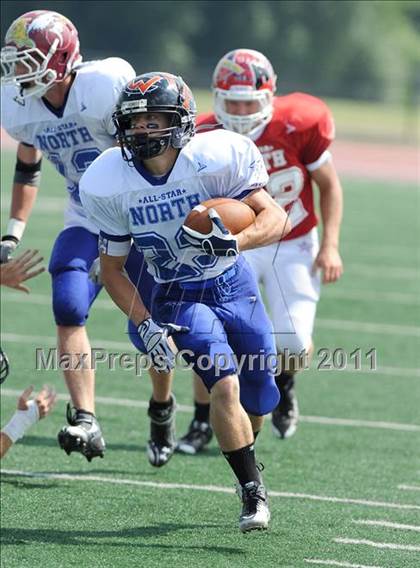Thumbnail 2 in WFCA D4-7 All-Star Football Game photogallery.