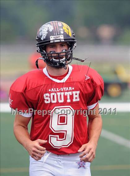 Thumbnail 3 in WFCA D4-7 All-Star Football Game photogallery.
