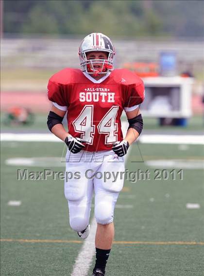 Thumbnail 2 in WFCA D4-7 All-Star Football Game photogallery.