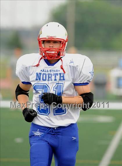 Thumbnail 3 in WFCA D4-7 All-Star Football Game photogallery.