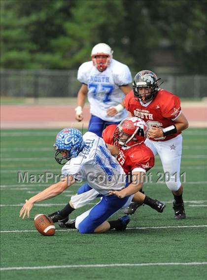 Thumbnail 3 in WFCA D4-7 All-Star Football Game photogallery.