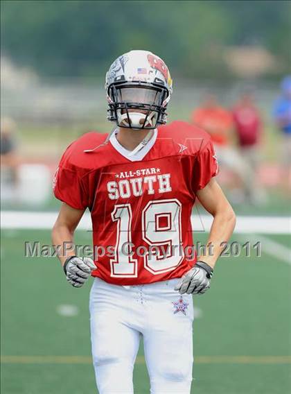 Thumbnail 2 in WFCA D4-7 All-Star Football Game photogallery.