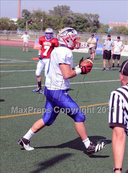 Thumbnail 3 in WFCA D4-7 All-Star Football Game photogallery.