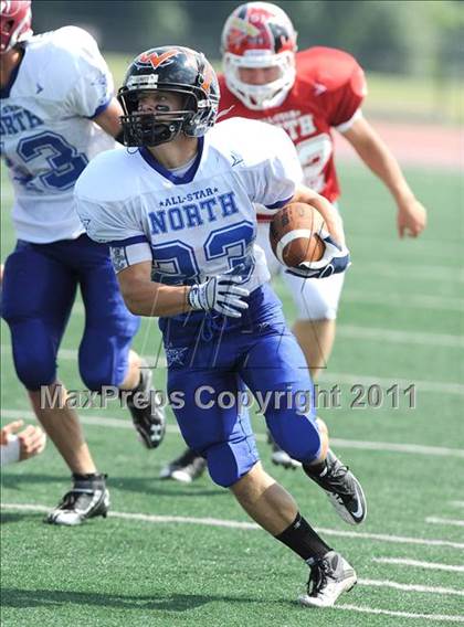 Thumbnail 3 in WFCA D4-7 All-Star Football Game photogallery.
