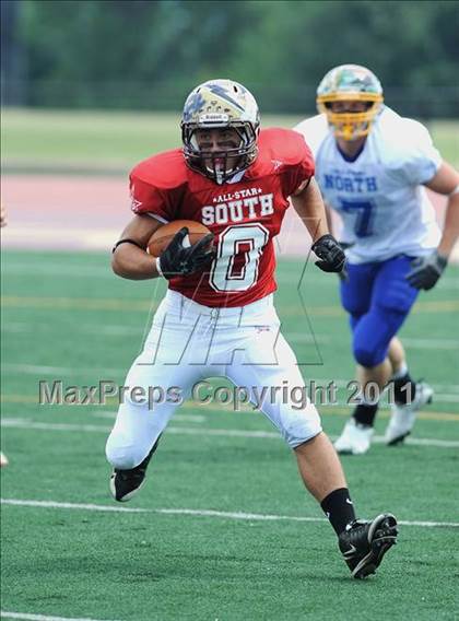 Thumbnail 2 in WFCA D4-7 All-Star Football Game photogallery.