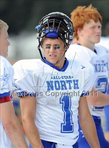 Thumbnail 2 in WFCA D4-7 All-Star Football Game photogallery.