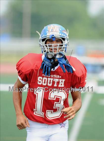 Thumbnail 3 in WFCA D4-7 All-Star Football Game photogallery.
