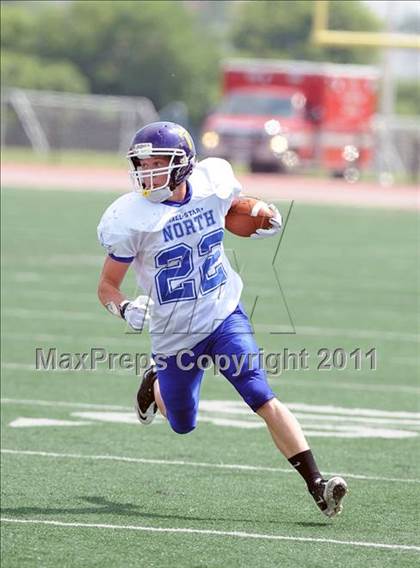 Thumbnail 3 in WFCA D4-7 All-Star Football Game photogallery.